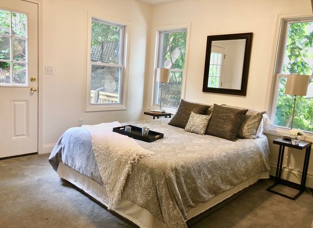 14 Central Ct, Beverly, MA 01915