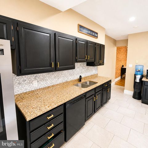 1302 W 7TH ST, Wilmington, DE 19805