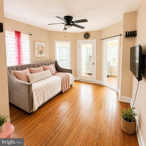 1302 W 7TH ST, Wilmington, DE 19805