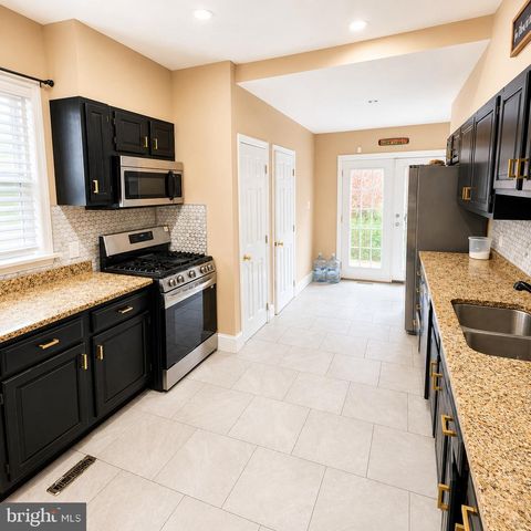 1302 W 7TH ST, Wilmington, DE 19805