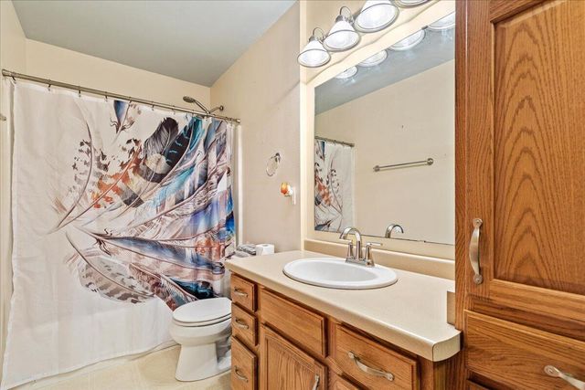 88 King Oak COURT, Random Lake, WI 53075