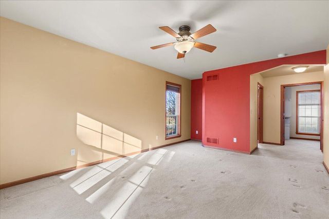 88 King Oak COURT, Random Lake, WI 53075