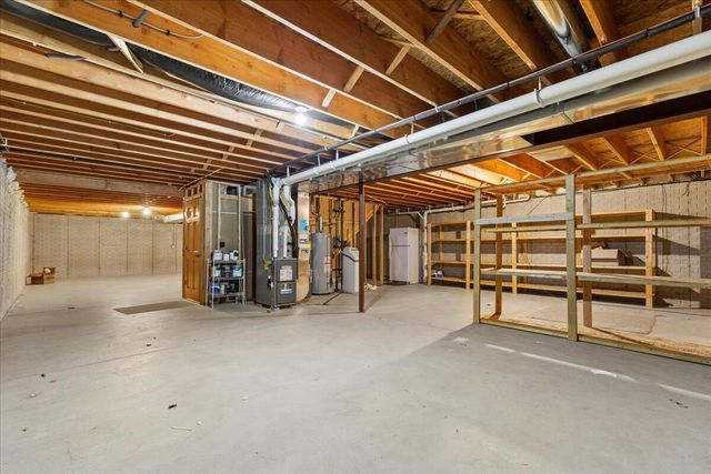 88 King Oak COURT, Random Lake, WI 53075