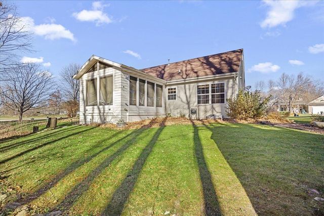 88 King Oak COURT, Random Lake, WI 53075