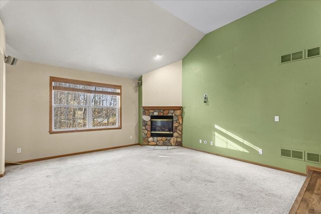 88 King Oak COURT, Random Lake, WI 53075