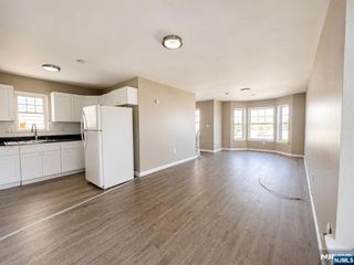 242 Graham Avenue, Paterson, NJ 07501