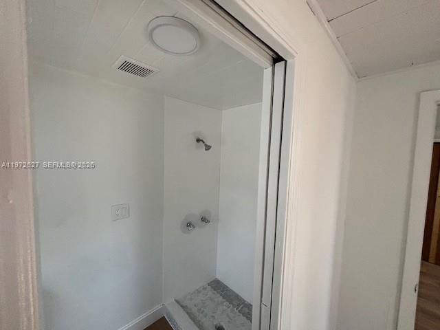 34 NW 69th St, Miami, FL 33150