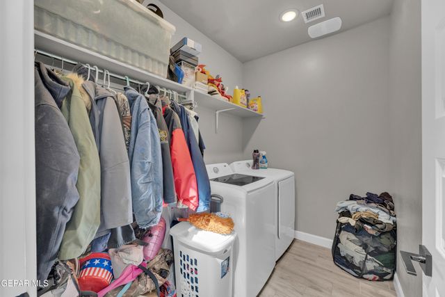 13428 EMERALD ROSE Court, El Paso, TX 79928