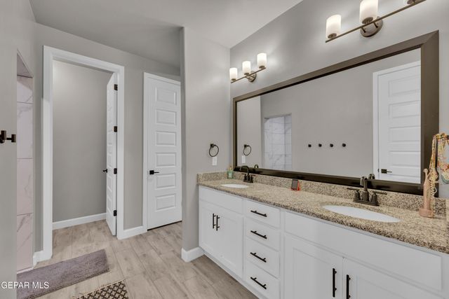 13428 EMERALD ROSE Court, El Paso, TX 79928