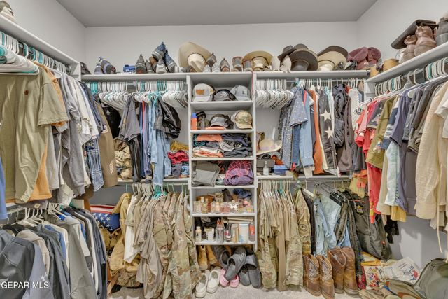 13428 EMERALD ROSE Court, El Paso, TX 79928