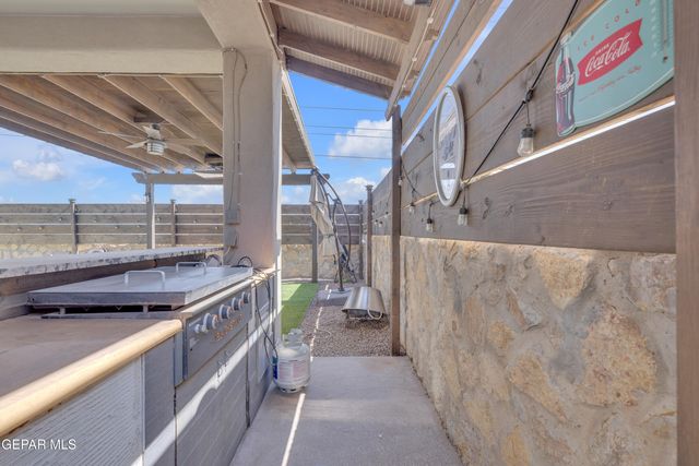 13428 EMERALD ROSE Court, El Paso, TX 79928