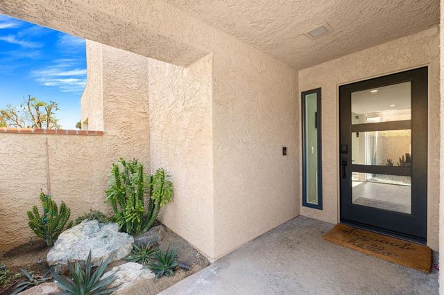 48644 Wolfberry Court, Palm Desert, CA 92260