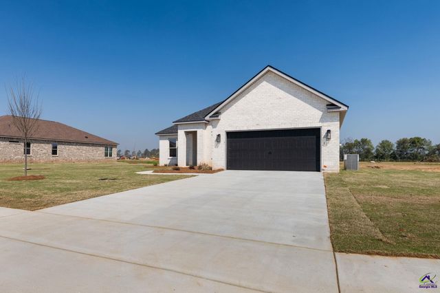207 Farmland Circle, Perry, GA 31069