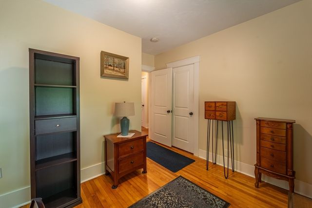 20 Drexel St, Worcester, MA 01602