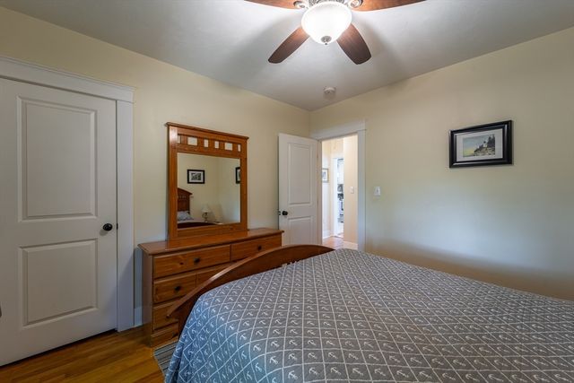 20 Drexel St, Worcester, MA 01602