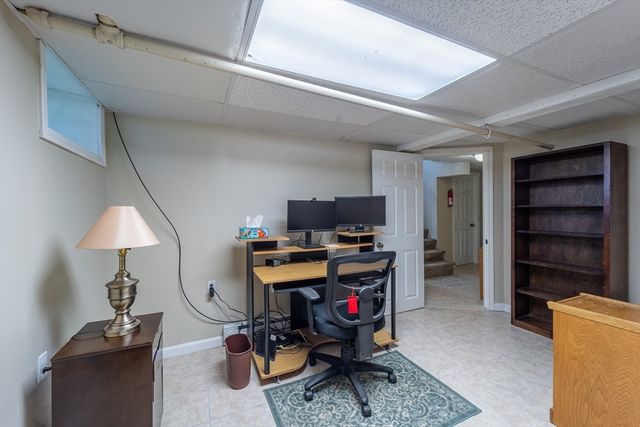 20 Drexel St, Worcester, MA 01602