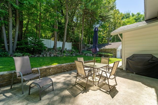20 Drexel St, Worcester, MA 01602