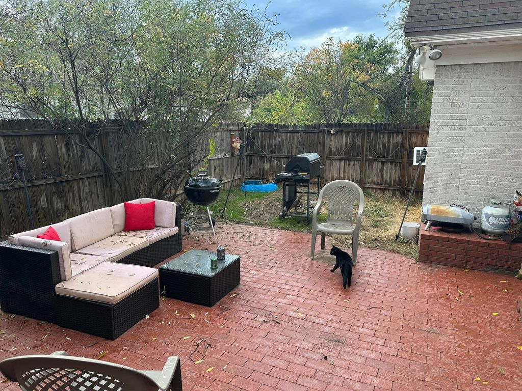 Image 10 of property listing at 1001 Kenwood Drive, San Angelo, TX 76903