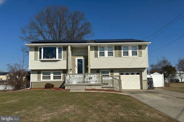 610 OGDEN DR, Westampton, NJ 08060