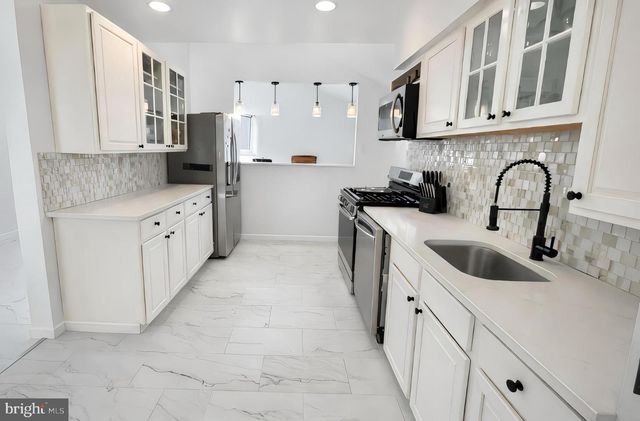 610 OGDEN DR, Westampton, NJ 08060