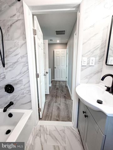 7713 E BALTIMORE ST, Baltimore, MD 21224