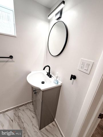 7713 E BALTIMORE ST, Baltimore, MD 21224