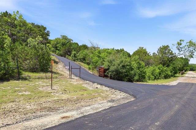 140 E Bankhead Highway, Mineral Wells, TX 76067