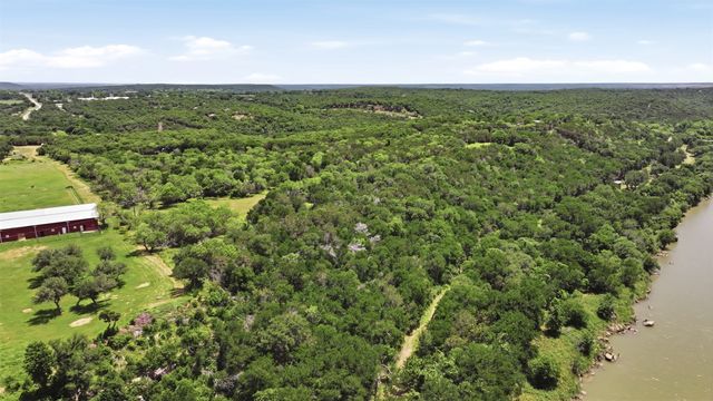 140 E Bankhead Highway, Mineral Wells, TX 76067