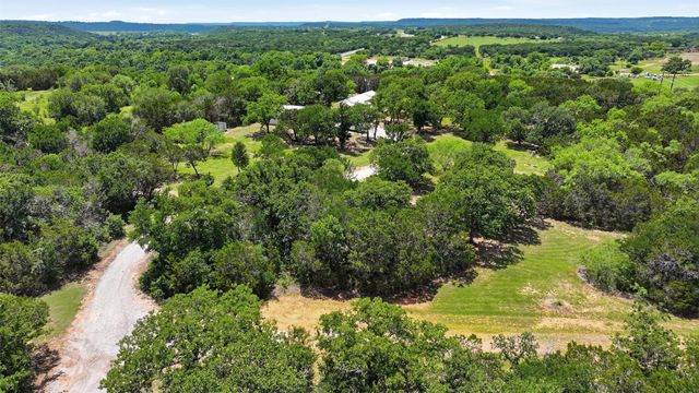 140 E Bankhead Highway, Mineral Wells, TX 76067