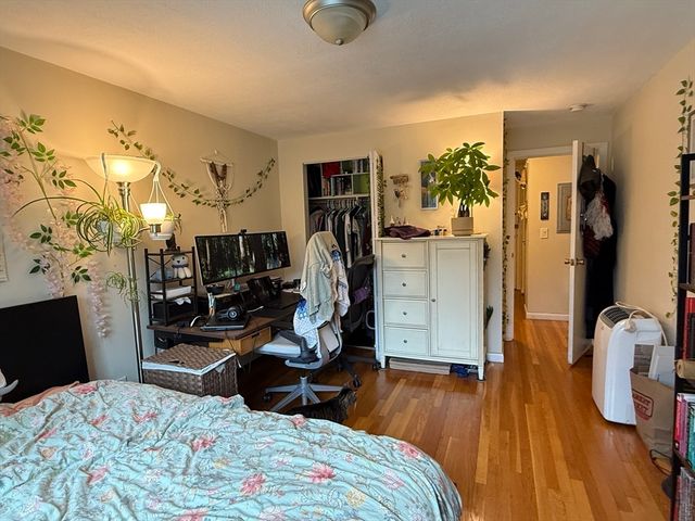 197 Kent St 15, Brookline, MA 02446