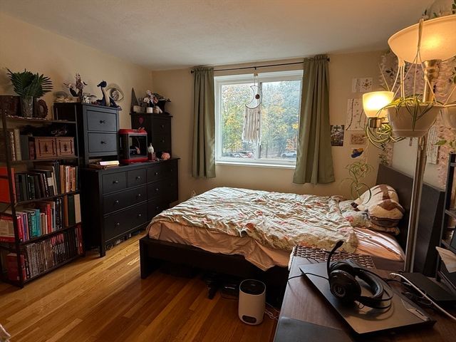 197 Kent St 15, Brookline, MA 02446