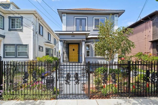 688 31St St, Oakland, CA 94609