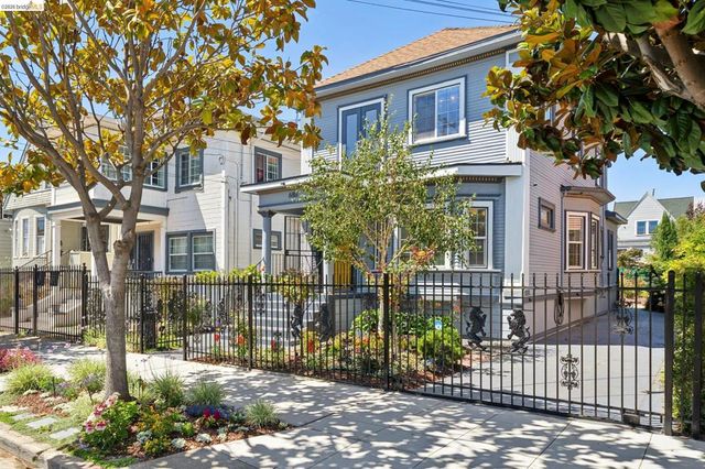 688 31St St, Oakland, CA 94609
