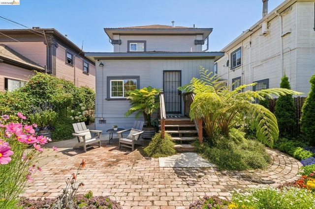 688 31St St, Oakland, CA 94609