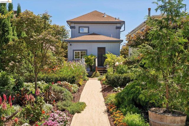 688 31St St, Oakland, CA 94609