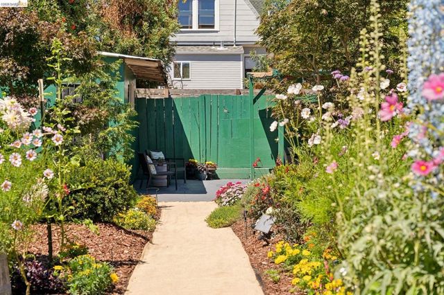 688 31St St, Oakland, CA 94609