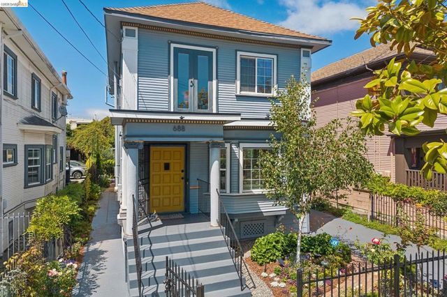 688 31St St, Oakland, CA 94609