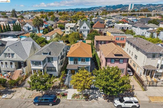 688 31St St, Oakland, CA 94609