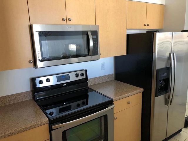 616 Clearwater Park Road 611, West Palm Beach, FL 33401