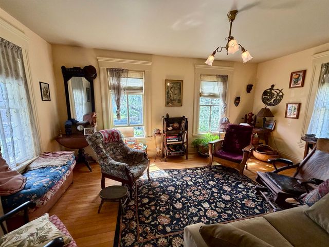 28 Murray Street, Burlington, VT 05401