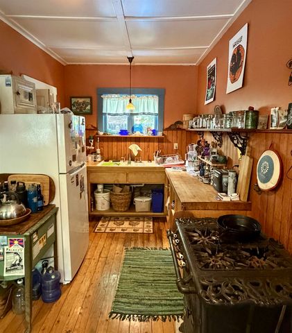 28 Murray Street, Burlington, VT 05401