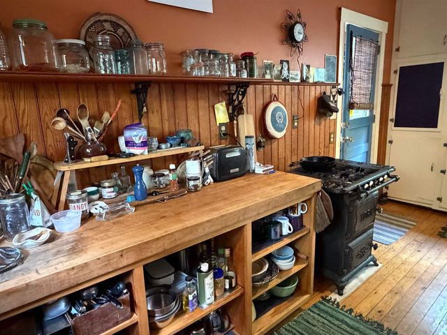28 Murray Street, Burlington, VT 05401