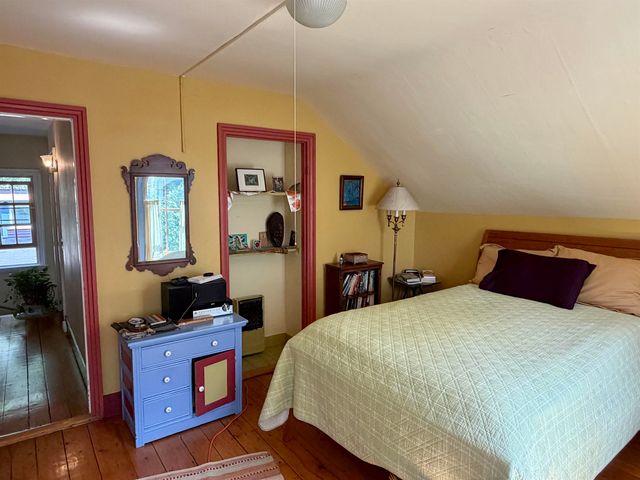 28 Murray Street, Burlington, VT 05401