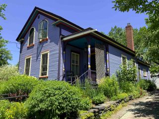 28 Murray Street, Burlington, VT 05401