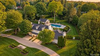 232 Guilford Road, Bloomfield Hills, MI 48304