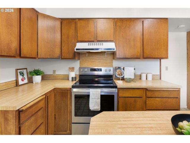 3029 Se 74TH Ave, Portland, OR 97206
