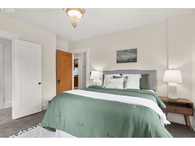 3029 Se 74TH Ave, Portland, OR 97206