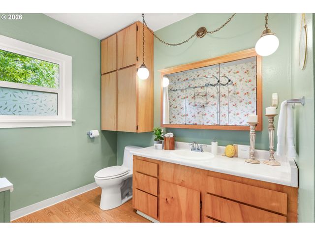 3029 Se 74TH Ave, Portland, OR 97206