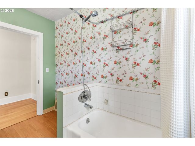 3029 Se 74TH Ave, Portland, OR 97206