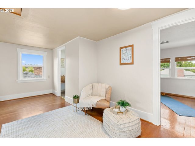 3029 Se 74TH Ave, Portland, OR 97206